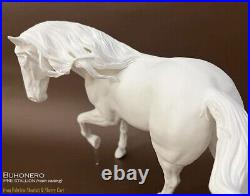 19 scale unpainted artist resin Spanish horse, BUHONERO