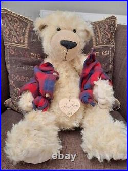 Artist teddy bear One of a Kind Kolton by Huwibears