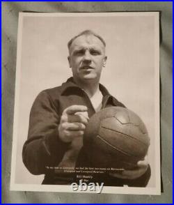 BILL SHANKLY LIVERPOOL MANAGER ORIGINAL ARTWORK IN OILS BY UNKNOWN ARTIST 1970s BILL SHANKLY LIVERPOOL MANAGER ORIGINAL ARTWORK IN OILS BY UNKNOWN ARTIST 1970s