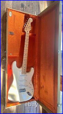 Eric Clapton Fender Stratocaster 2009 Artist Series olympic white American Made