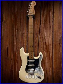 Fender Artist Nile Rodgers Hitmaker Stratocaster Olympic White, 2022