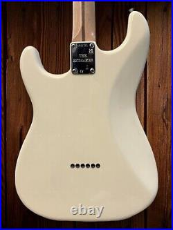 Fender Artist Nile Rodgers Hitmaker Stratocaster Olympic White, 2022