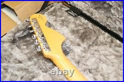 Fender Artist Series Jimi Hendrix Tribute Stratocaster Olympic White + Hard Case