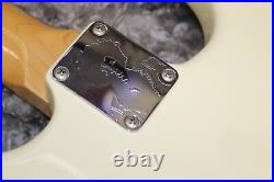 Fender Artist Series Jimi Hendrix Tribute Stratocaster Olympic White + Hard Case