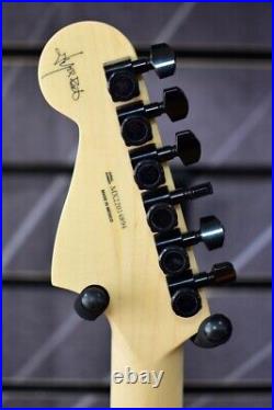 Fender Electric Guitar Artist Jim Root Jazzmaster V4 Flat White & Case