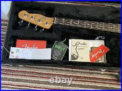 Fender Precision Bass Mike Dirnt Signature White'51 P-bass