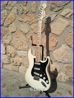 Fender Stratocaster Artist Series Billy Corgan Signature 2010 Olympic White
