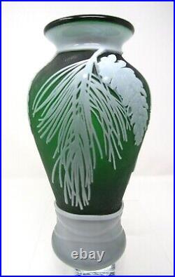 Fenton Kelsey/Bomkamp Green White Glass The Pinecones Vase Artist Proof