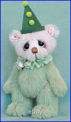 Fern by Pipkins Bears English artist teddy bear OOAK