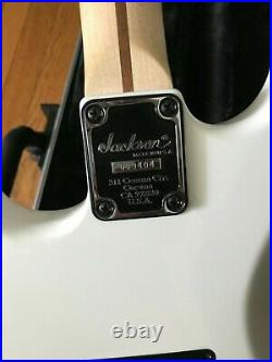 Jackson USA Adrian Smith signature snow white San Dimas Dinky Electric Guitar