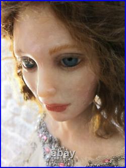 Poupée Edna Dali One of a kind artist doll (White) for Anne Rice
