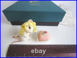 R John Wright Petit Four white mouse. Lim Ed. Rare. Gorgeous
