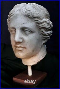 Sculpture Statue Decor Figurine Venus Aphrodite Greek Art Goddess Love & Beauty